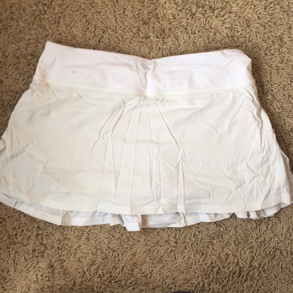 White lululemon skirt